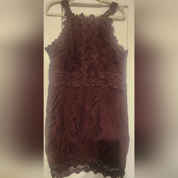 Dress - Picture 4 of 4